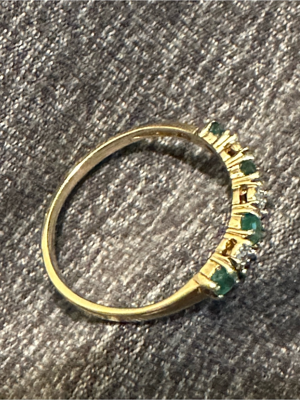 Diamond And Emerald 10kt yellow Gold Ring Size 5 1/2 Anniversary Band - Picture 11 of 14